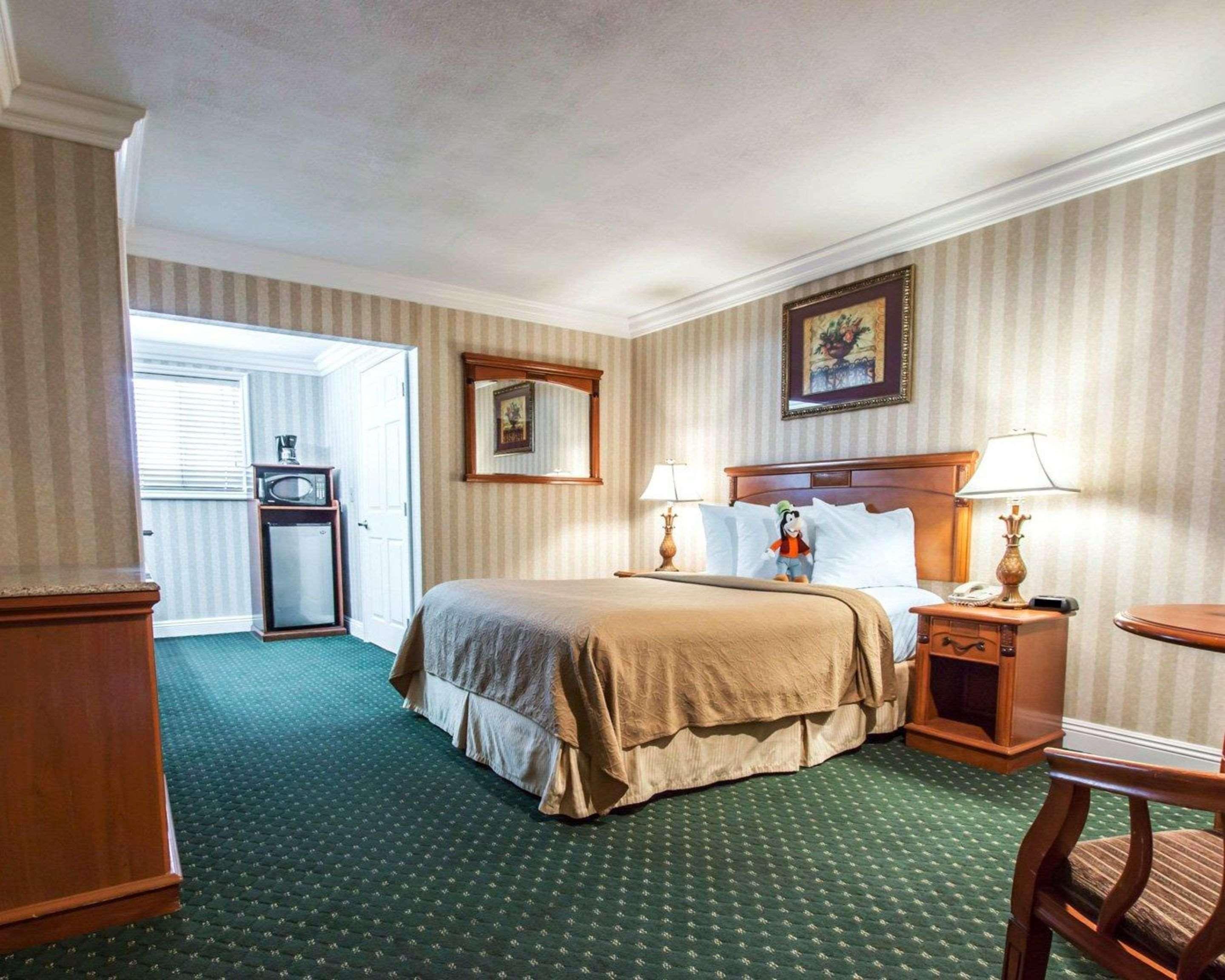 Quality Inn&Suites Anaheim Maingate Exterior foto