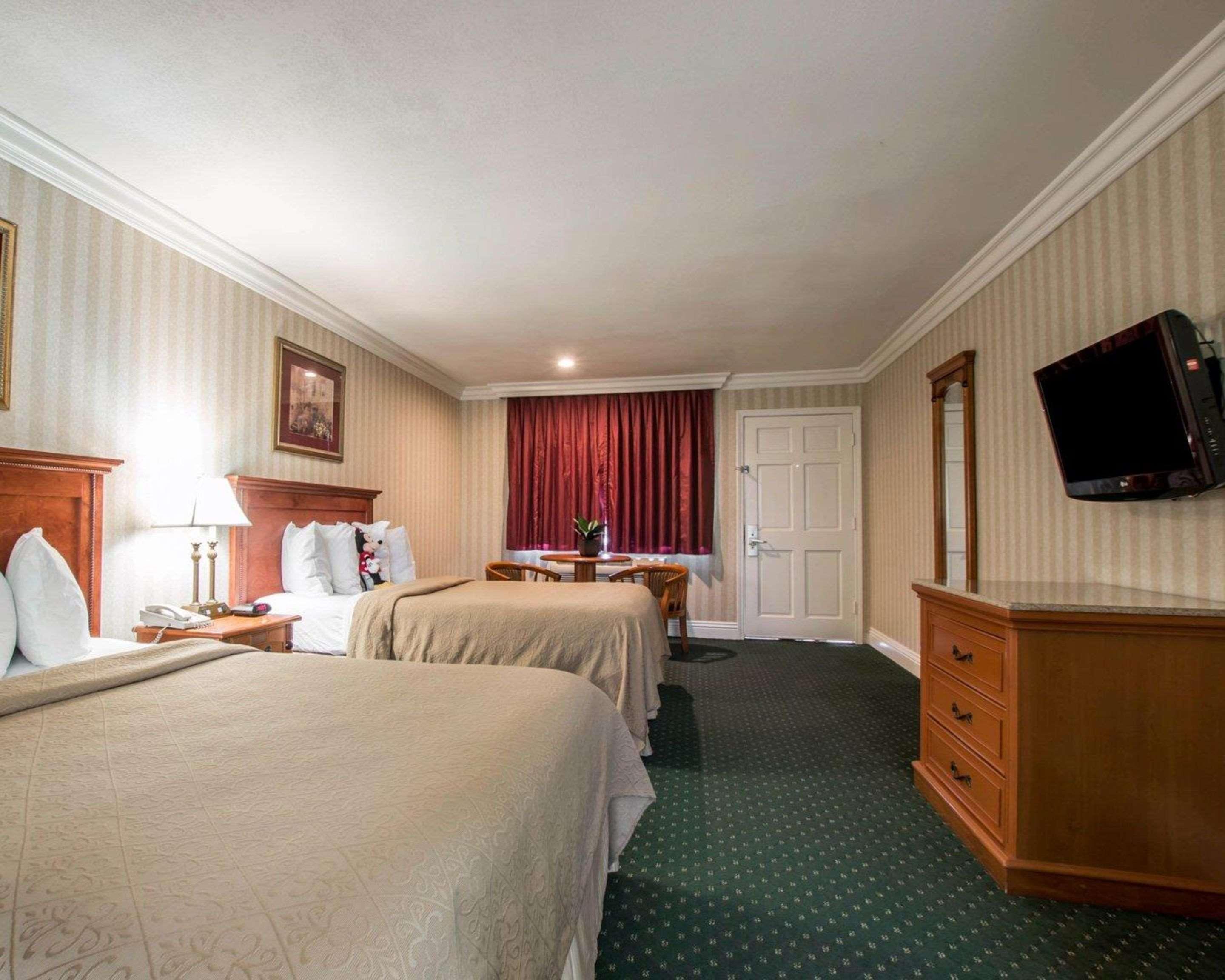 Quality Inn&Suites Anaheim Maingate Exterior foto
