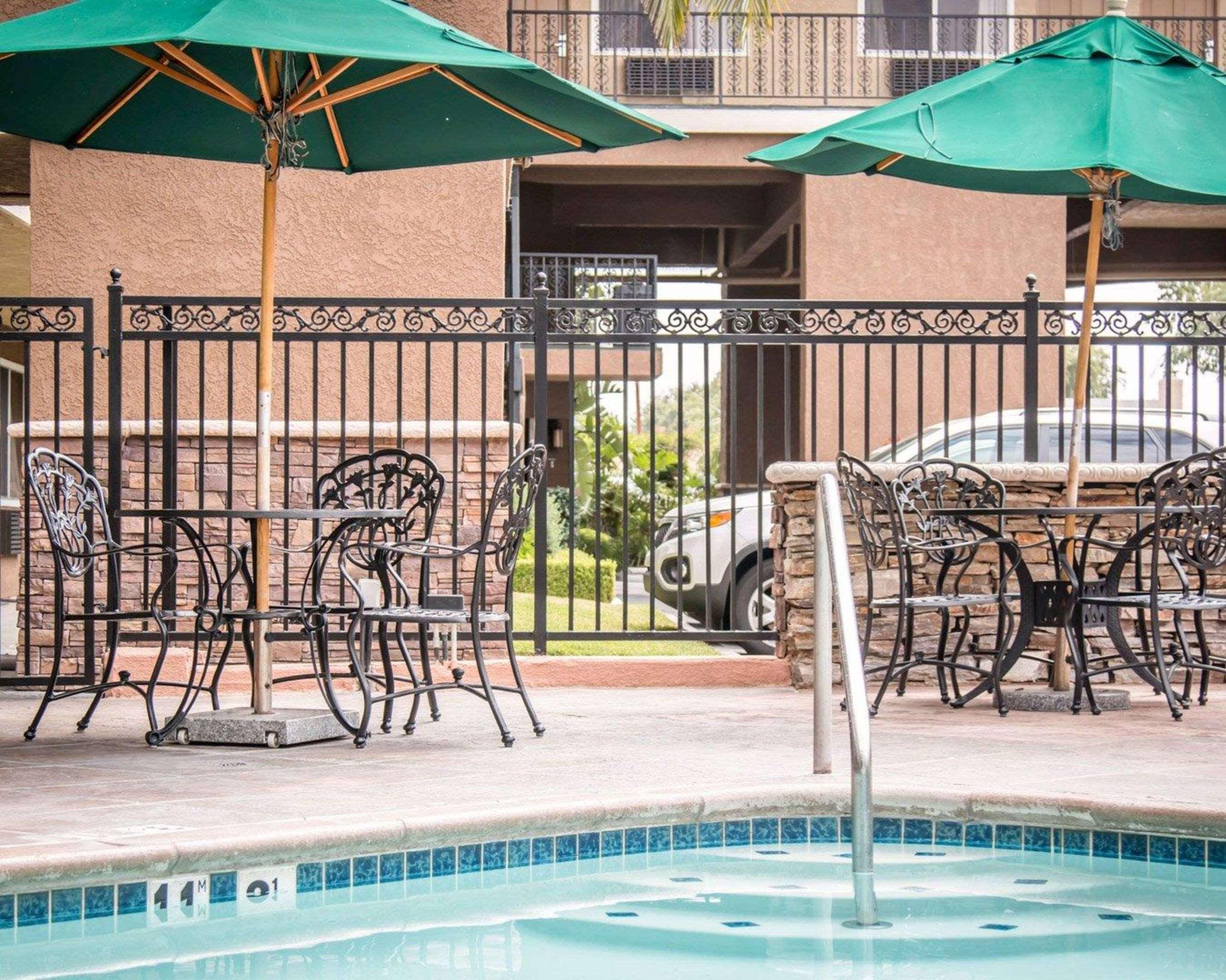 Quality Inn&Suites Anaheim Maingate Exterior foto