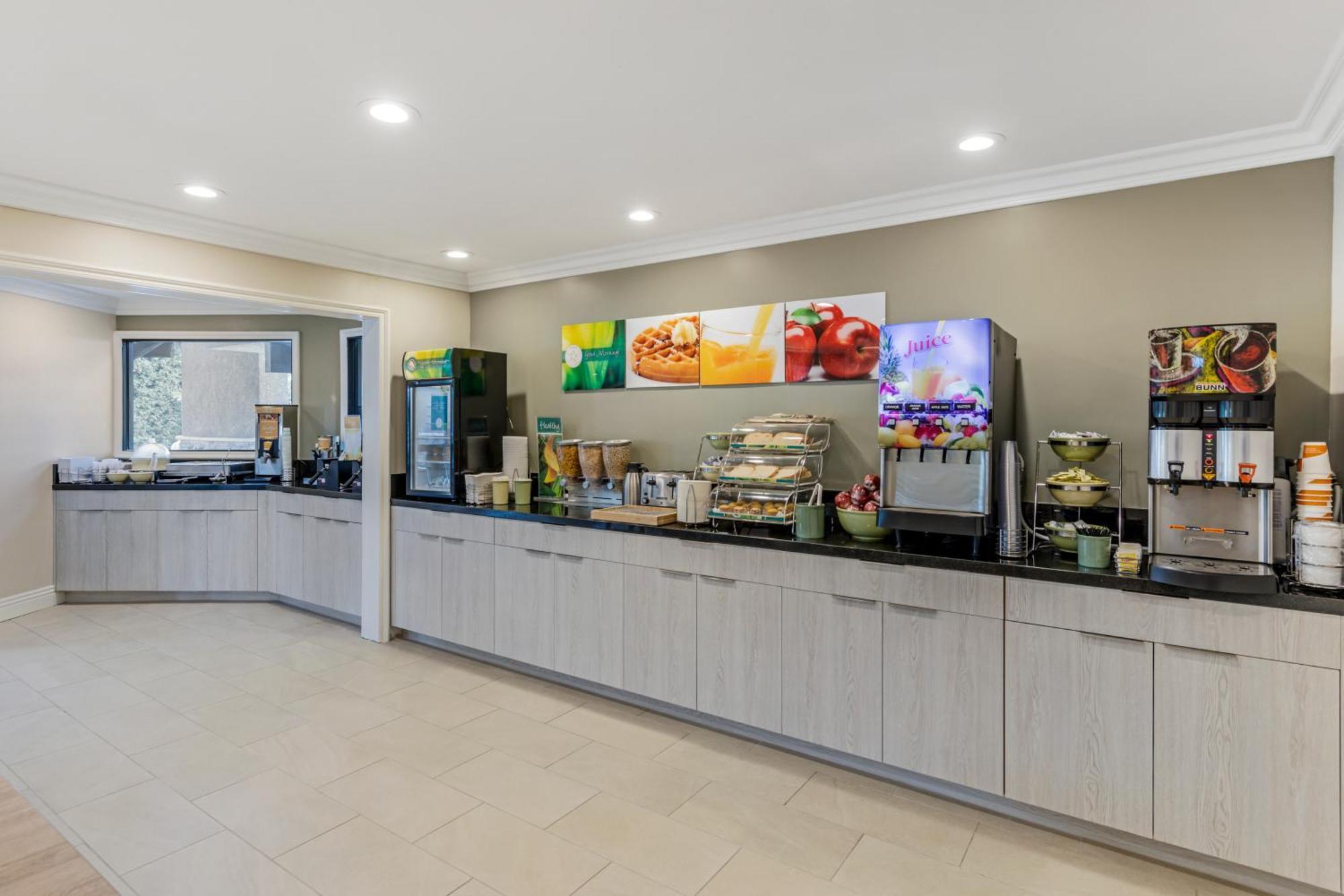 Quality Inn&Suites Anaheim Maingate Exterior foto