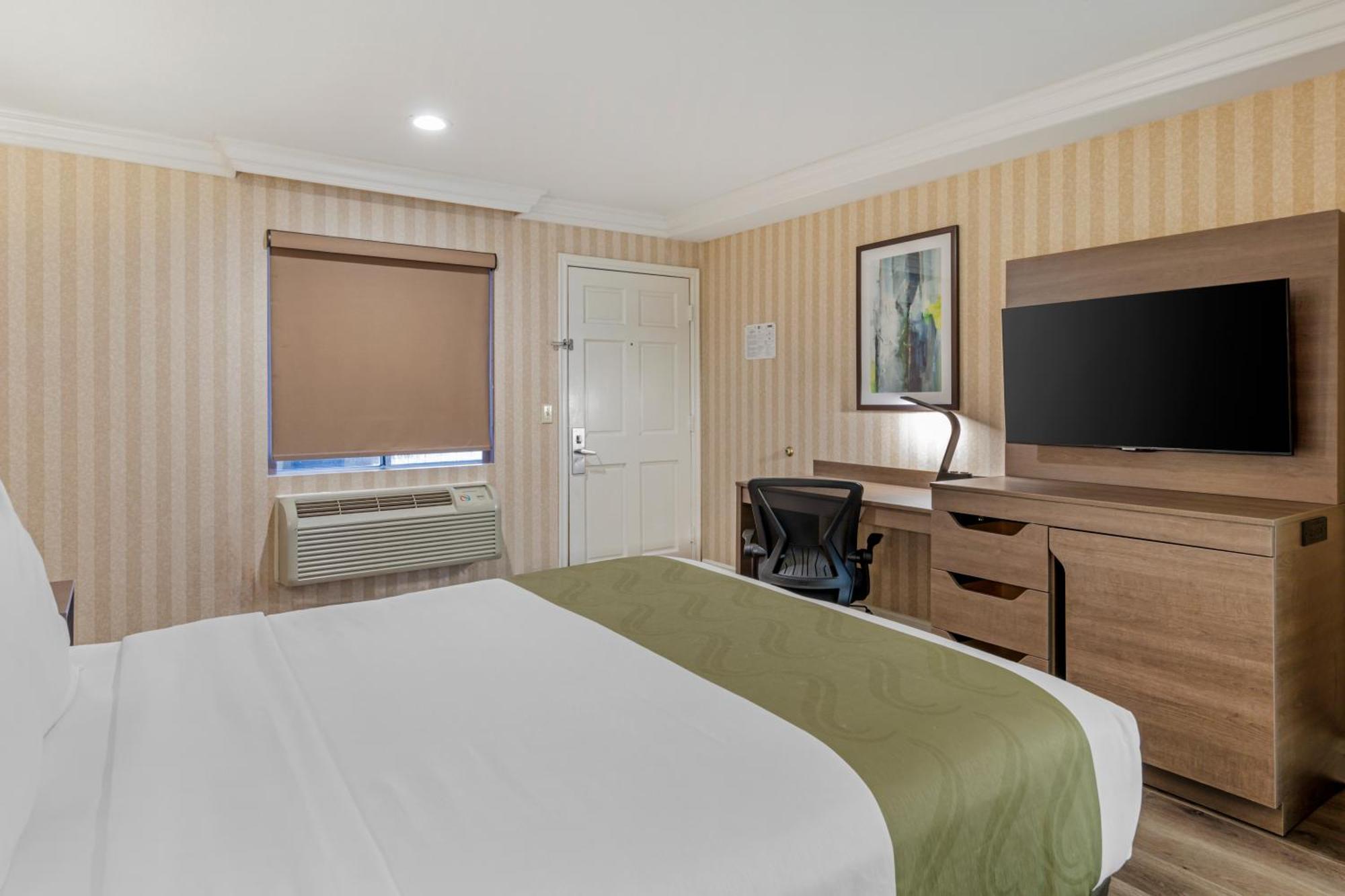 Quality Inn&Suites Anaheim Maingate Exterior foto