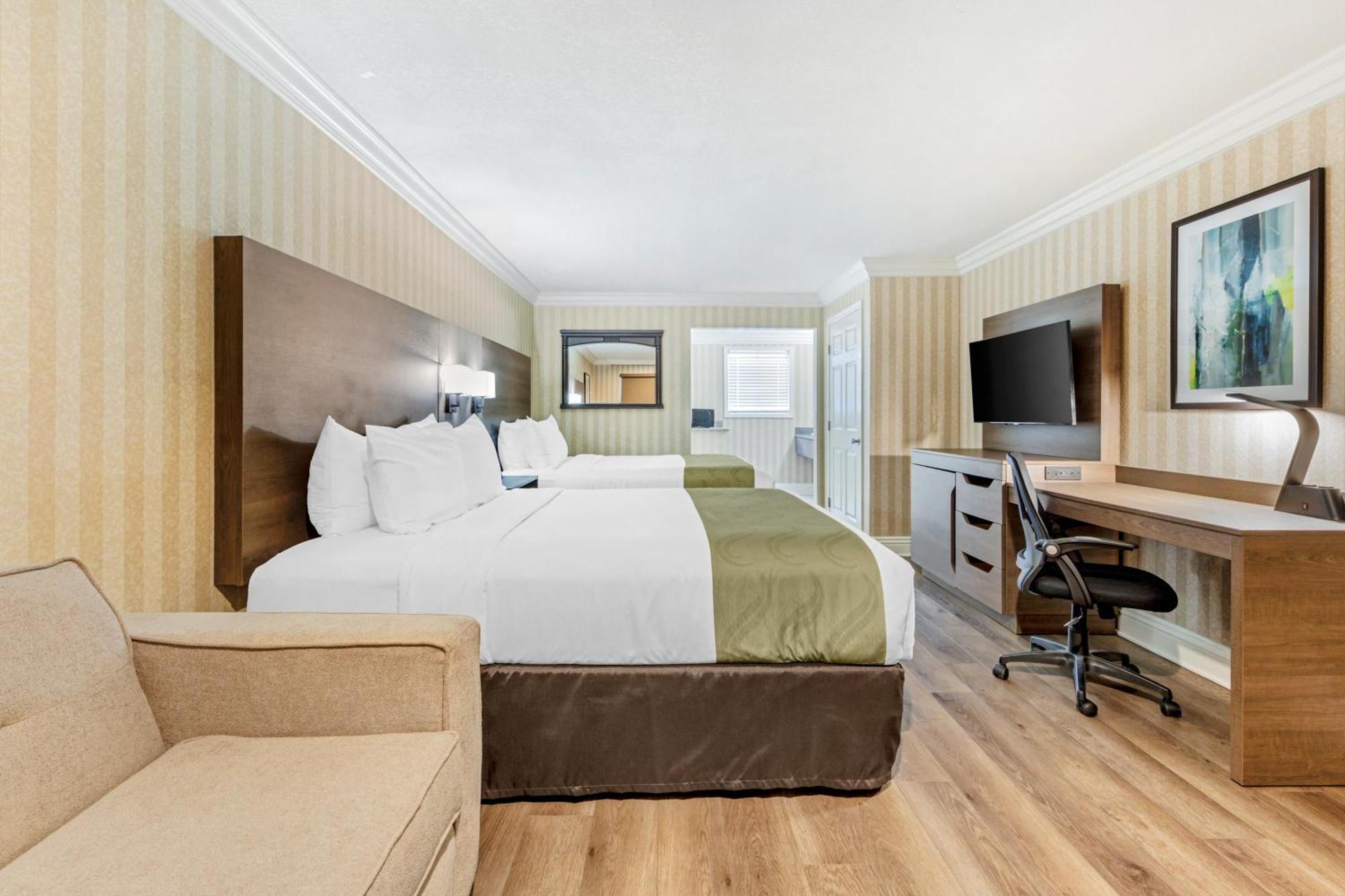Quality Inn&Suites Anaheim Maingate Exterior foto