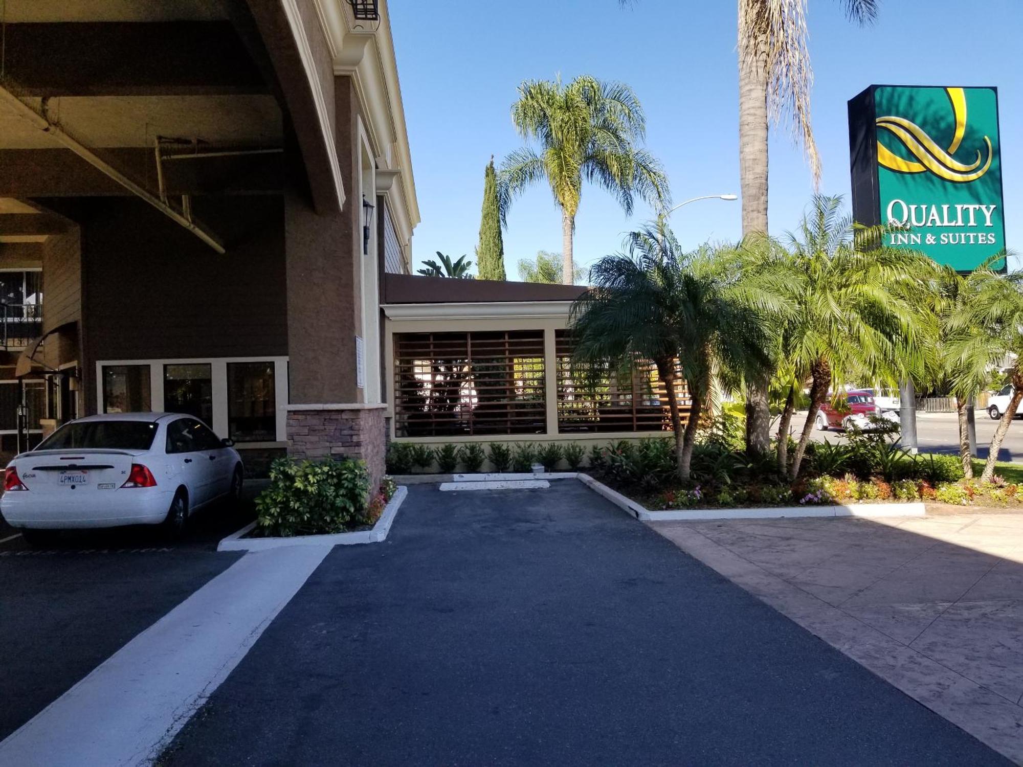 Quality Inn&Suites Anaheim Maingate Exterior foto