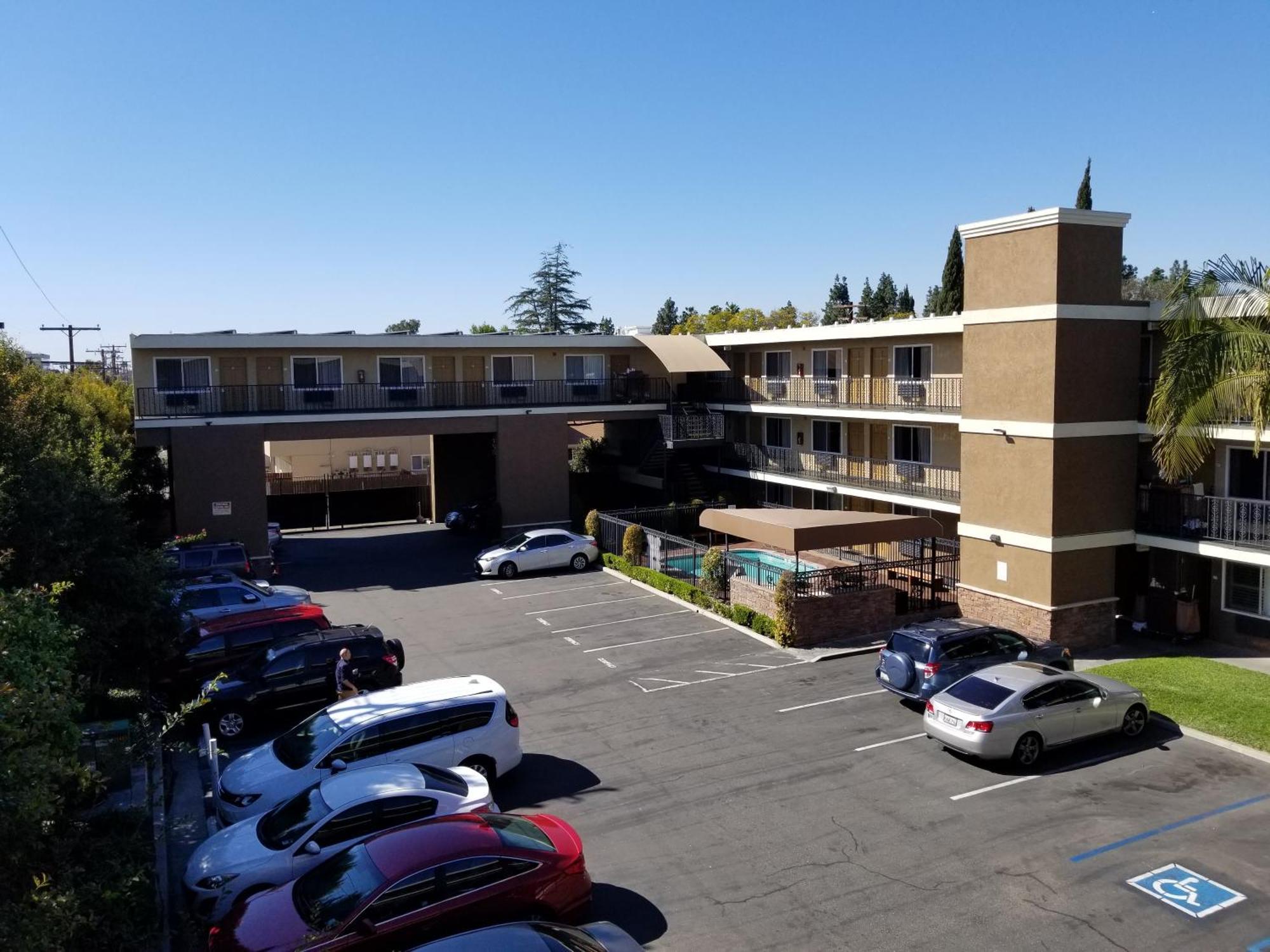 Quality Inn&Suites Anaheim Maingate Exterior foto
